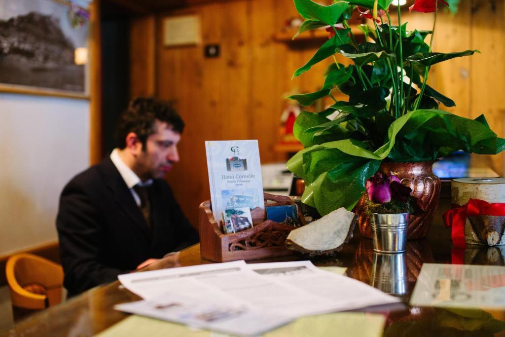 Hotel Cornelio コルティーナ・ダンペッツォ エクステリア 写真