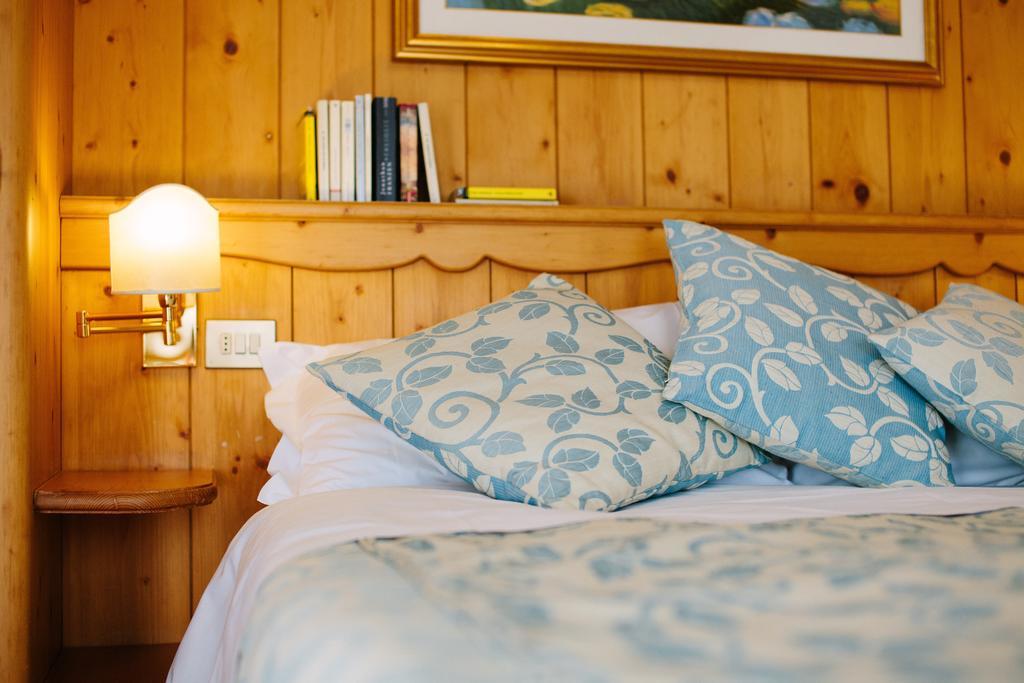 Hotel Cornelio コルティーナ・ダンペッツォ 部屋 写真